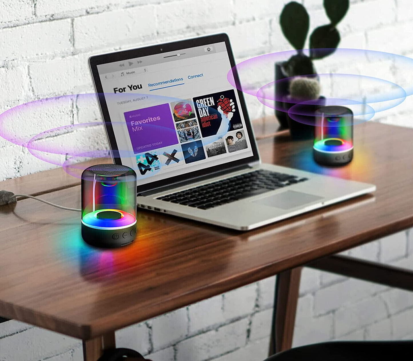 Tragbarer Mini-Bluetooth-Lautsprecher mit wiederaufladbarem USB-RGB-LED-Lichtlautsprecher