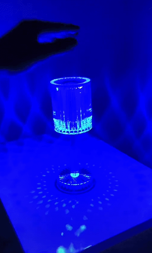 Lampada da tavolo a LED diamantata con 16 colori